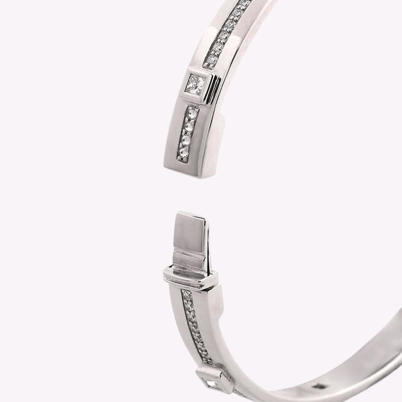 Meziena Signature Collection