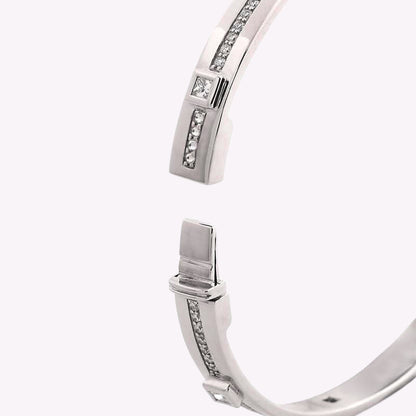 Meziena Signature Collection